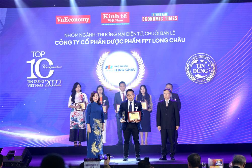 FPT Long Châu được vinh danh “Top 10 Tin Dùng Việt Nam 2022”